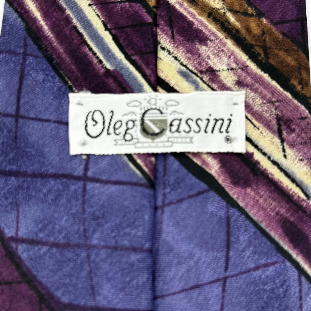 Oleg Cassini Necktie Purple Brown Mens Abstract Geometric Striped EUC 54 x 4 in